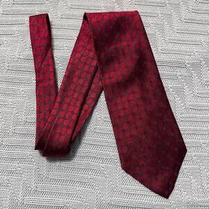Vintage Venanzi red geometric plaid Italian silk tie